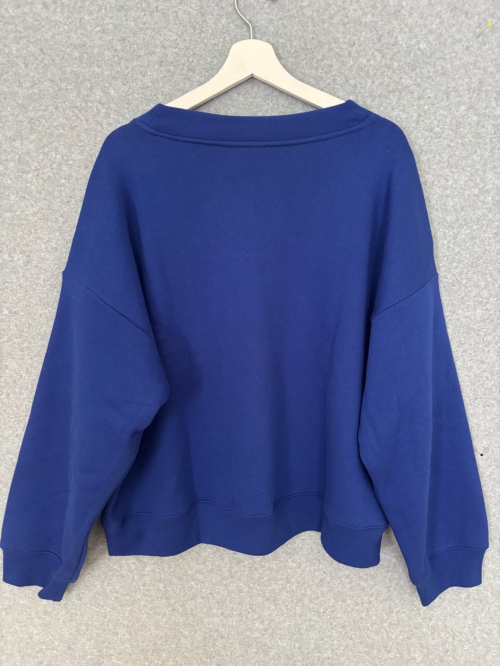 J. Crew NWT Fleece V-neck Woman sweatshirt Bright Indigo XL - Picture 5 of 12